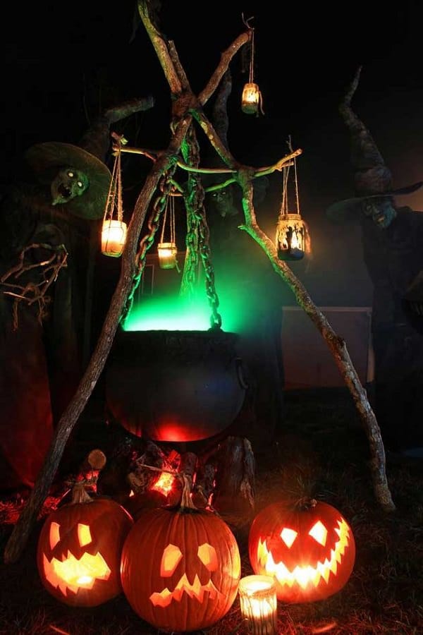 50 DIY Halloween Garden Ideas  Balcony Garden Web