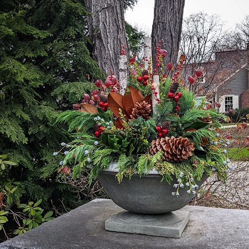 Front porch winter planters that work best 7