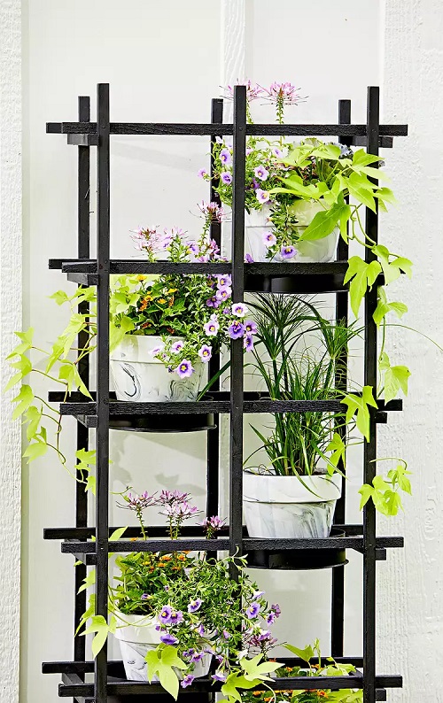 33 Cool DIY Antique and Vintage Plant Stand Ideas 4