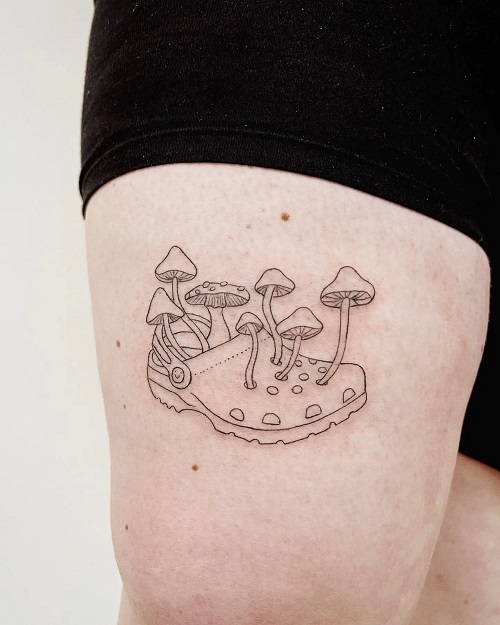 mushroom tattoo ideas 30