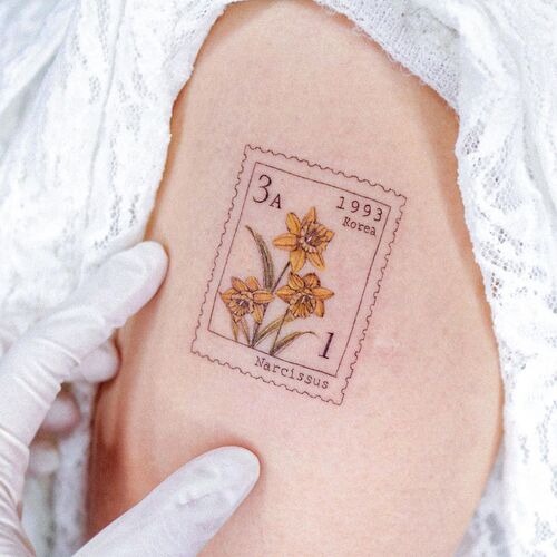 Narcissus Flower Tattoo 17