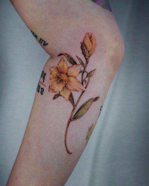 December Birth Flower Tattoo 19