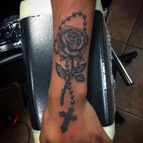 Cross With Flowers Tattoo3