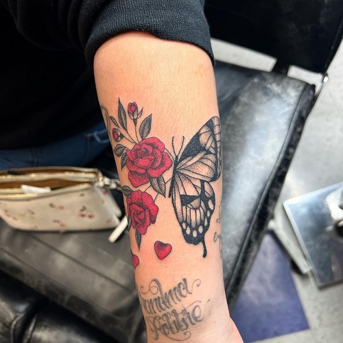 Tattoos With Roses and Butterflies 5