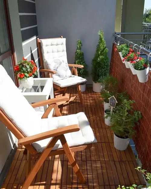 Balcony Furniture Ideas A Pair of Relaxing White Chairs