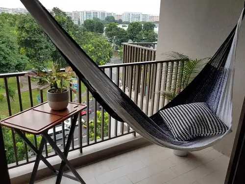 Add a Hammock to decor balcony