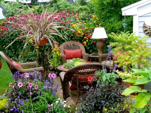 Garden-Ideas-for-Small-Space