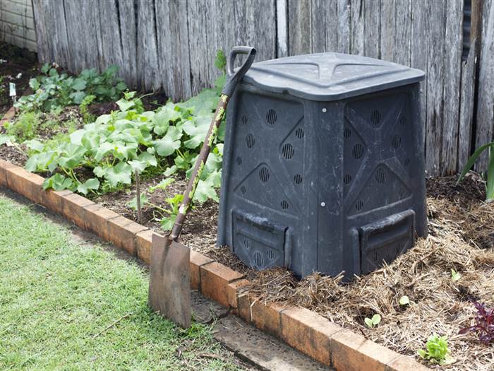 13 Things You Can't Compost What Not to Compost 