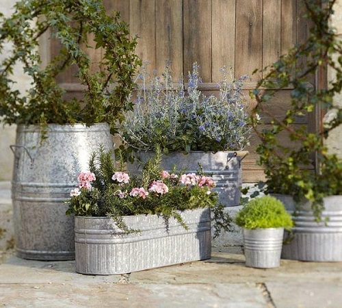 bucket uses DIY Flower Bucket