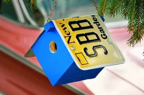 License Plate Birdhouse