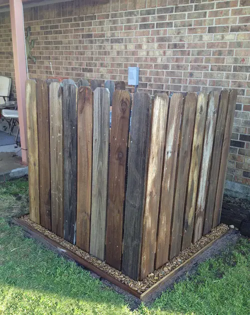 DIY Old Fence Board Ideas in garden 19
