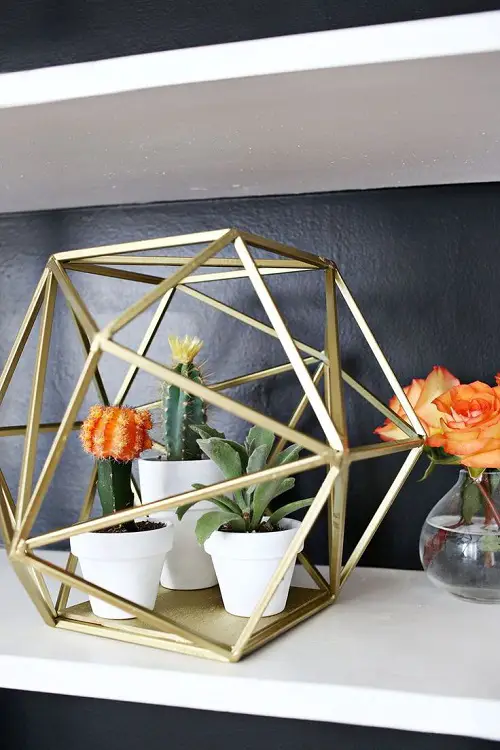 Stunning Geometric Planters Ideas 2