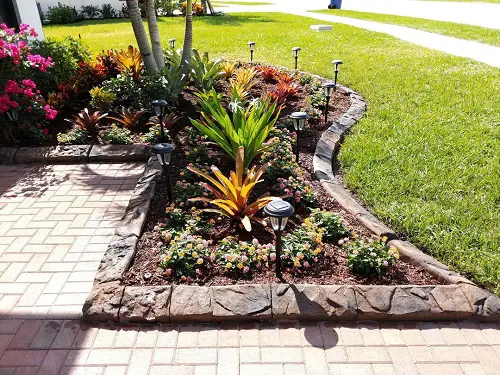 Lawn Care Tips Make Edgings