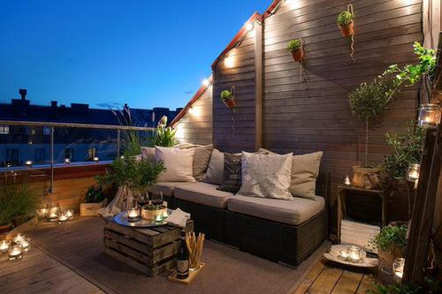 Little Lanterns on Floor in balcony