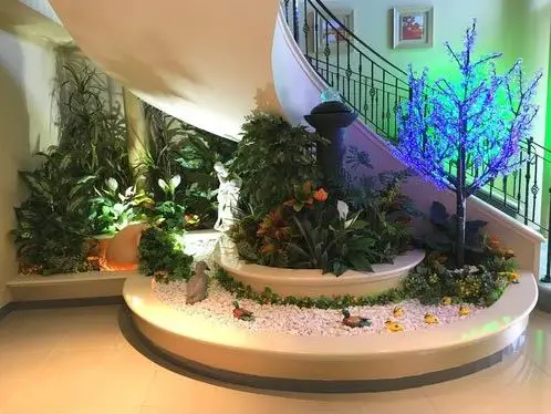 Unique Ideas for Indoor Garden Under Stairs 31