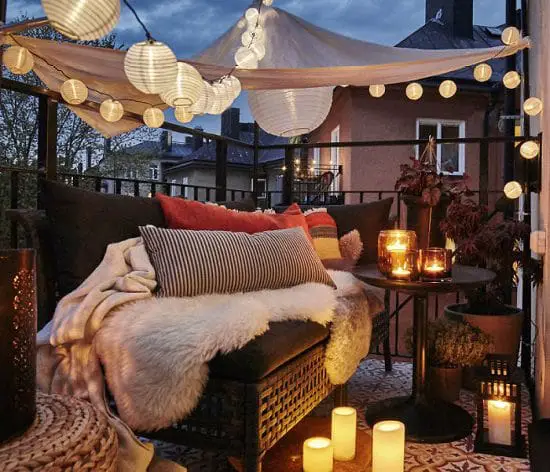 String Lights balcony ideas