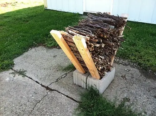 V-Shaped Wood Rack