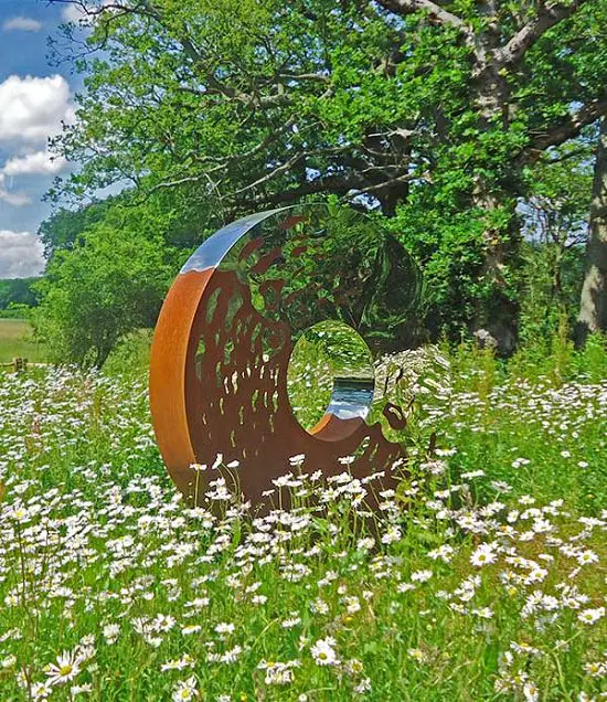 DIY Garden Focal Point Ideas 9