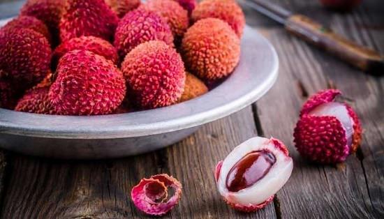 What Does Lychee Taste Like?