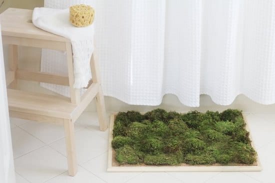 Cork Bulletin Board Moss Bath Mat