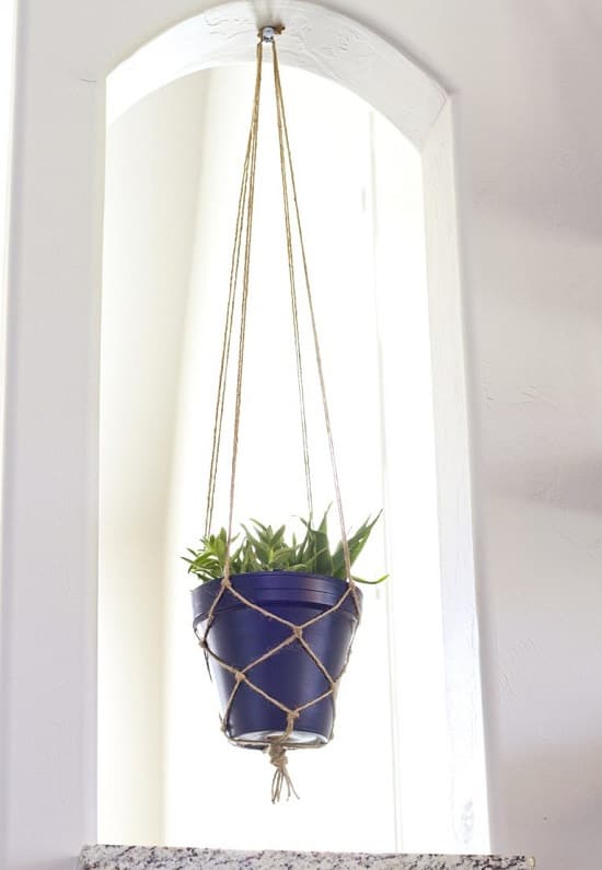DIY Rope Plant Hanger Ideas