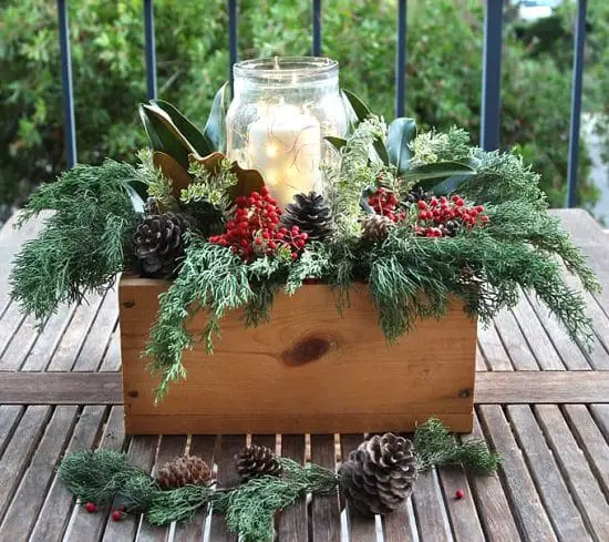 Fantastic DIY Christmas Planter Ideas
