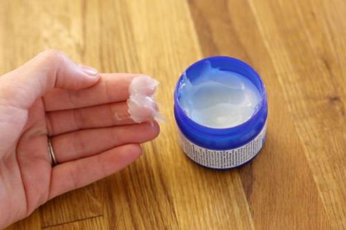 Vicks VapoRub Uses in the Garden 2