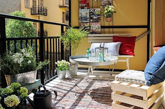 Scandinavian Balcony Garden Designs 2