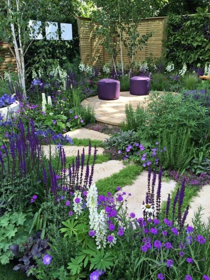 DIY Garden Walkway Ideas 19