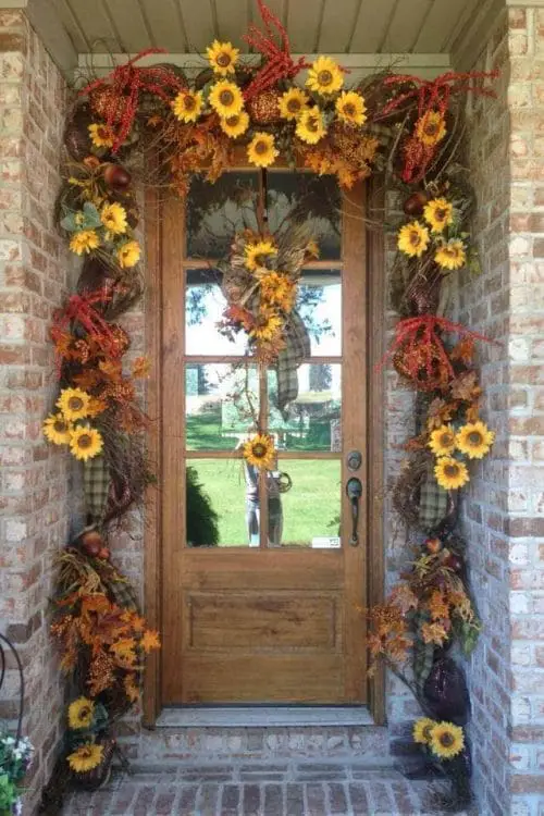 Autumn Decoration on fornt door