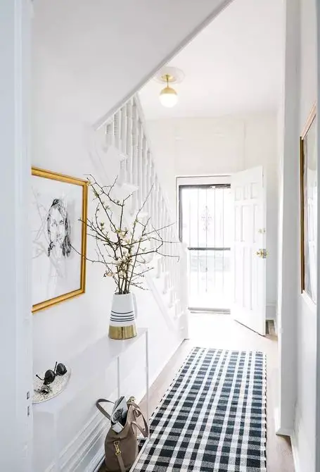Hallway Decor Ideas with Plants 8