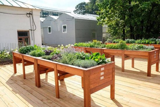 DIY Salad Table Ideas 9
