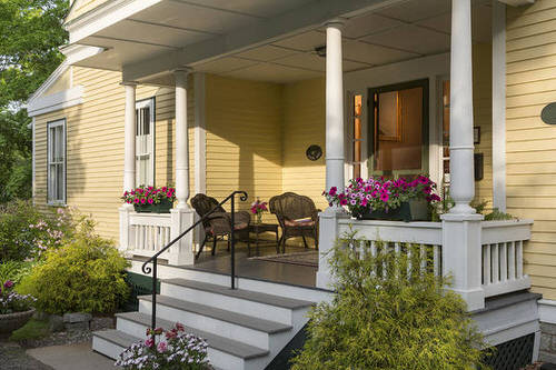 Porch Decor Idea with Plants