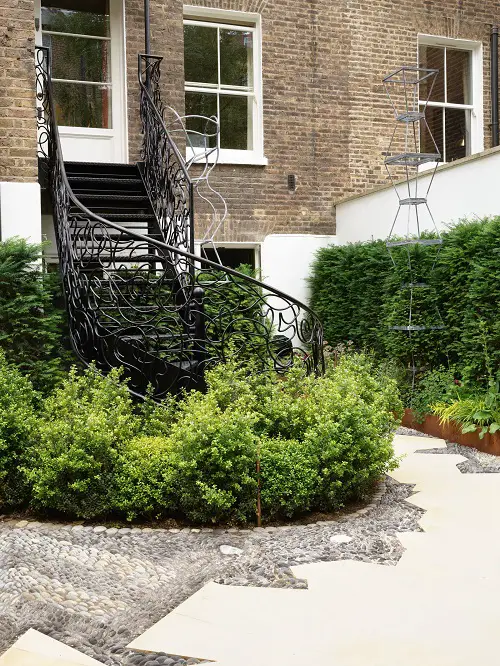 Small City Garden Ideas 7