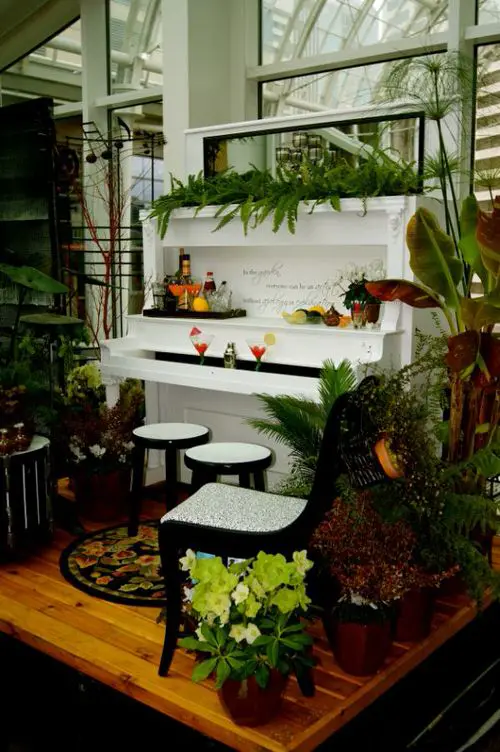 Old Electronic Items Used to Grow Pants Ideas 4