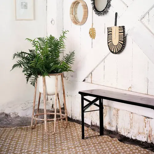 Plant Stand Design Ideas for Indoor Houseplants 16