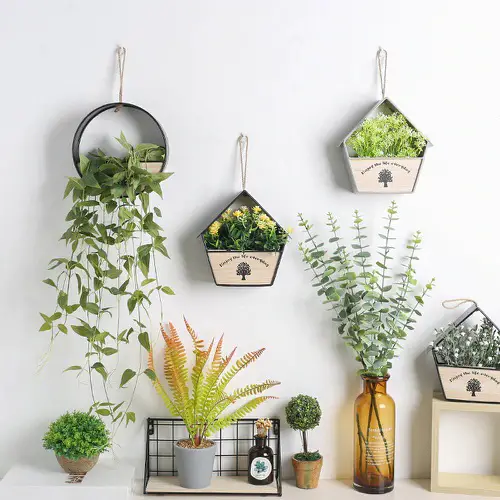 Artistic Plant Wall Art Ideas for Home Décor5