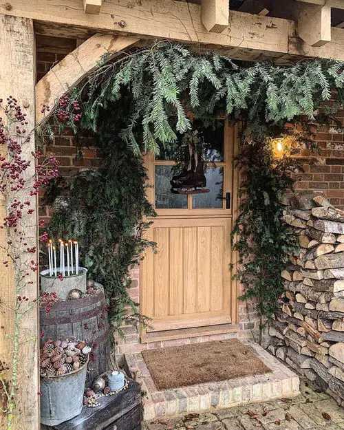 English Style Entrance with Plants

