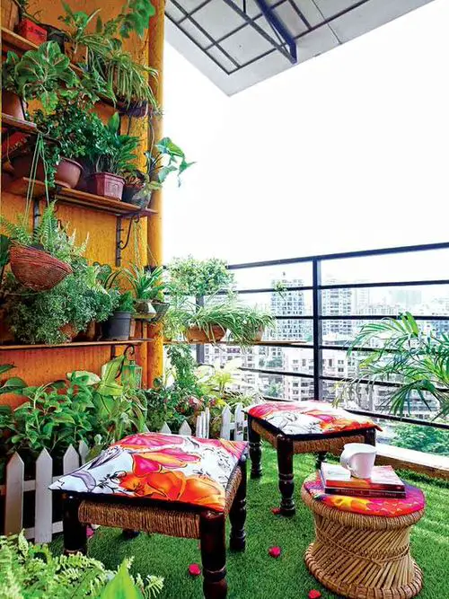 Small Outdoor Balconies ideas on Pinterest 8