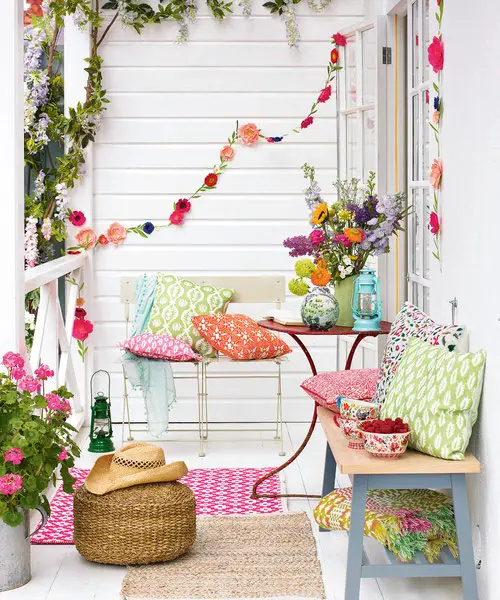 Small Outdoor Balconies ideas on Pinterest 38