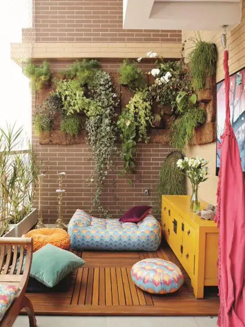 Small balcony inspiration for your Pinterest board! 37