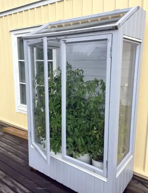 DIYs to Turn Old Plant Cabinets into Plant Homes