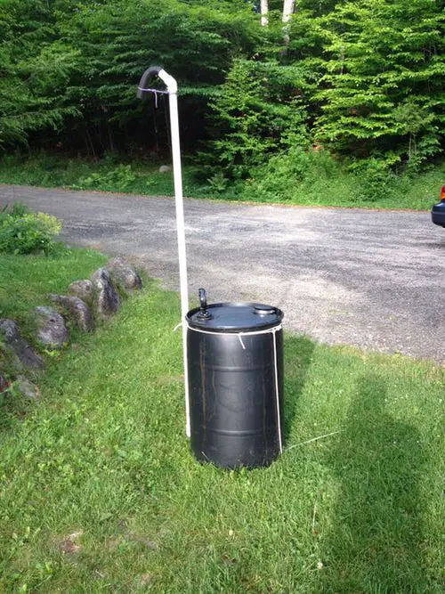 DIY Outdoor Shower Ideas for Backyard & Garden 3