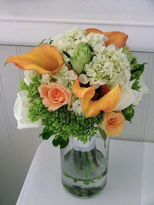 Extend the Life of Cut Flowers