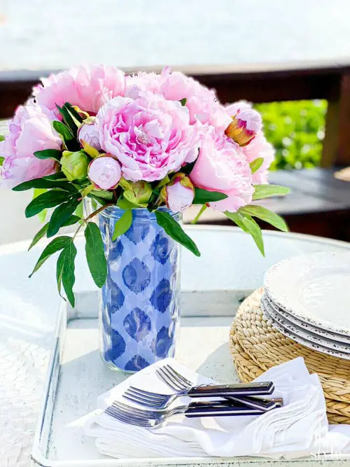 Clear Glass Vase into a Colorful One