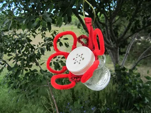 DIY Hummingbird Salt Shaker Feeder
