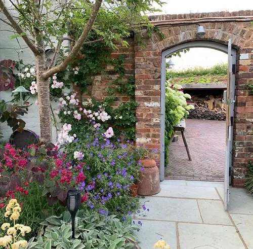 Garden Entrance Door Ideas 6