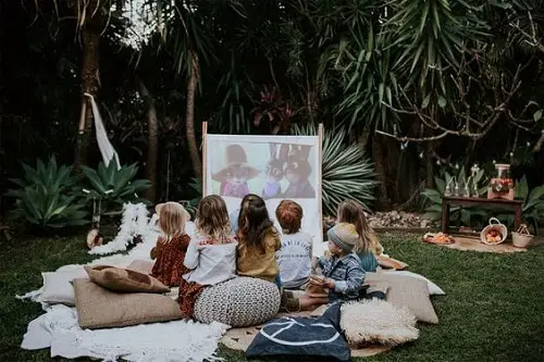 Insanely Instant Ideas to Decorate Your Garden 7
