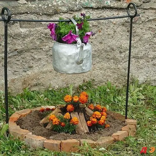 Insanely Instant Ideas to Decorate Your Garden 30