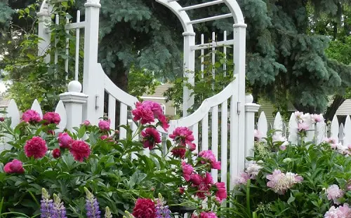 Garden Entrance Door Ideas 4